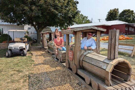 Photo Ops at Tanners Orchard!